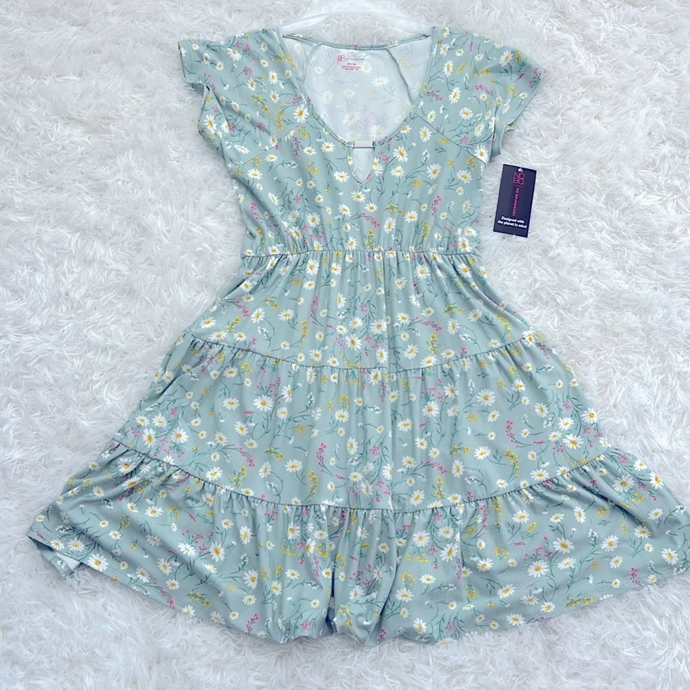Sage Green Summer Dress - Picture 1 of 3